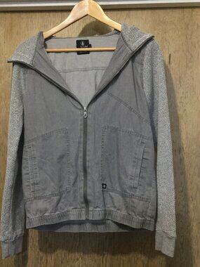 Volcom lightweight jacket size small gray measures 19 P2P 23 long hooded cotton
